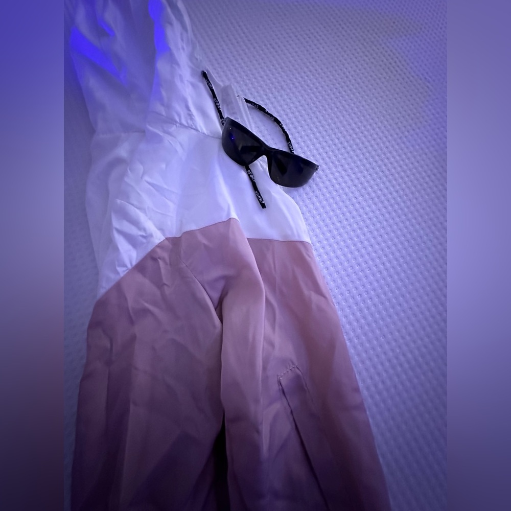 Wind Breaker Casual Pink and White SMALL